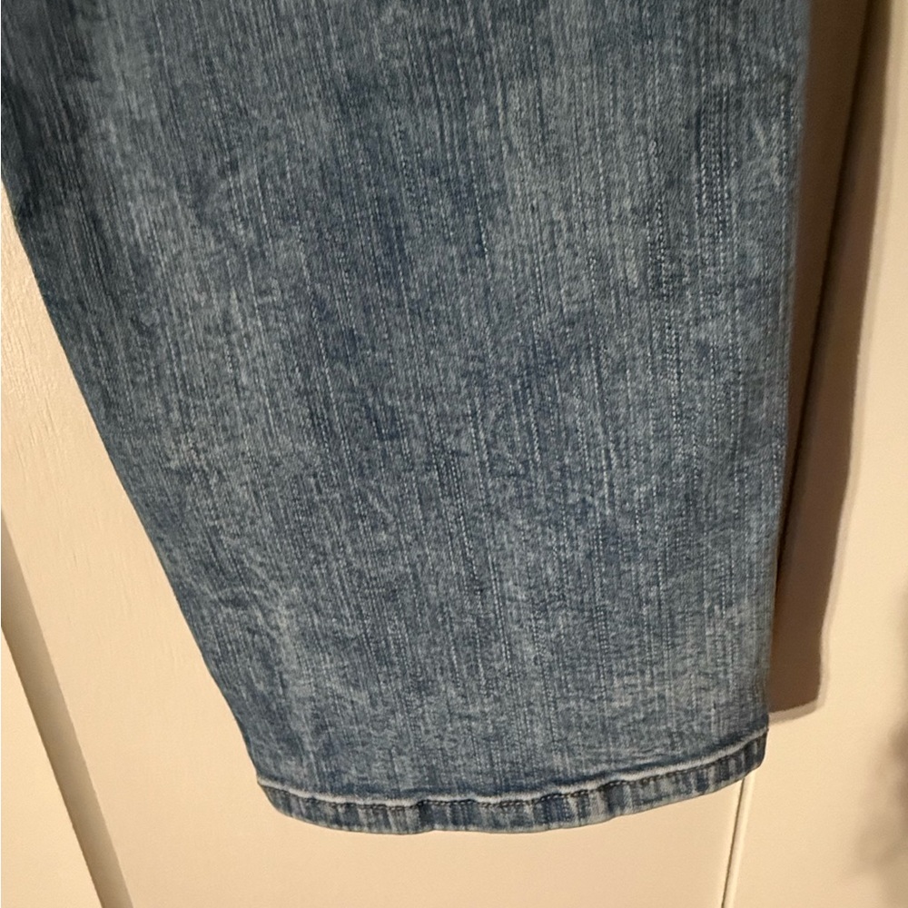 Torrid Women's Light Blue Straight Leg Jeans - Picture 10 of 15
